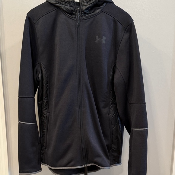 Under Armour Men's Cold Gear  Black Jacket SZ L. NWOT - Picture 1 of 5